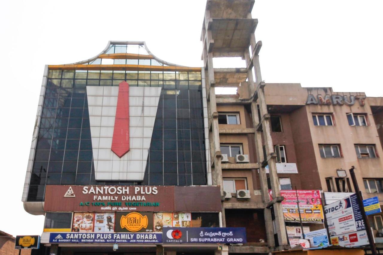 Capital O Sri Suprabhat Grand Near Kachiguda Railway Station Hotel Hyderabad Exterior foto